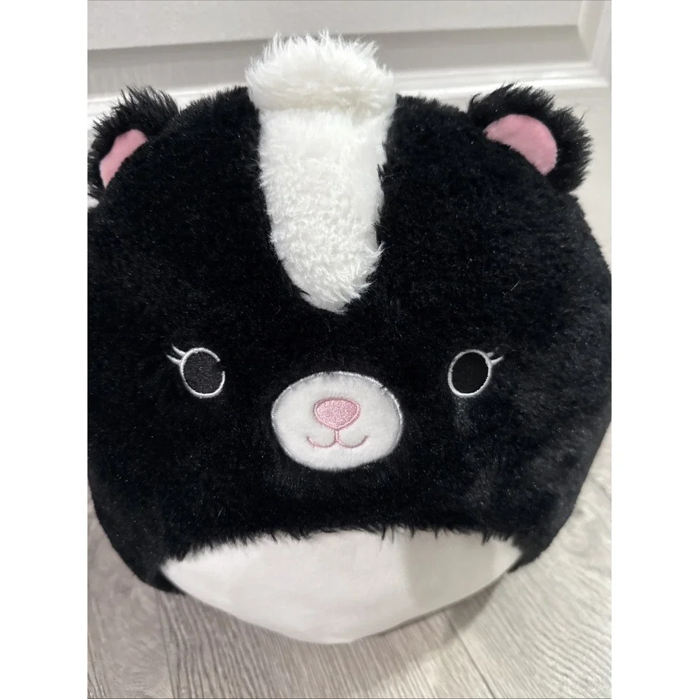 Squishmallows Selma The Skunk‎ Fuzz-A-Mallow